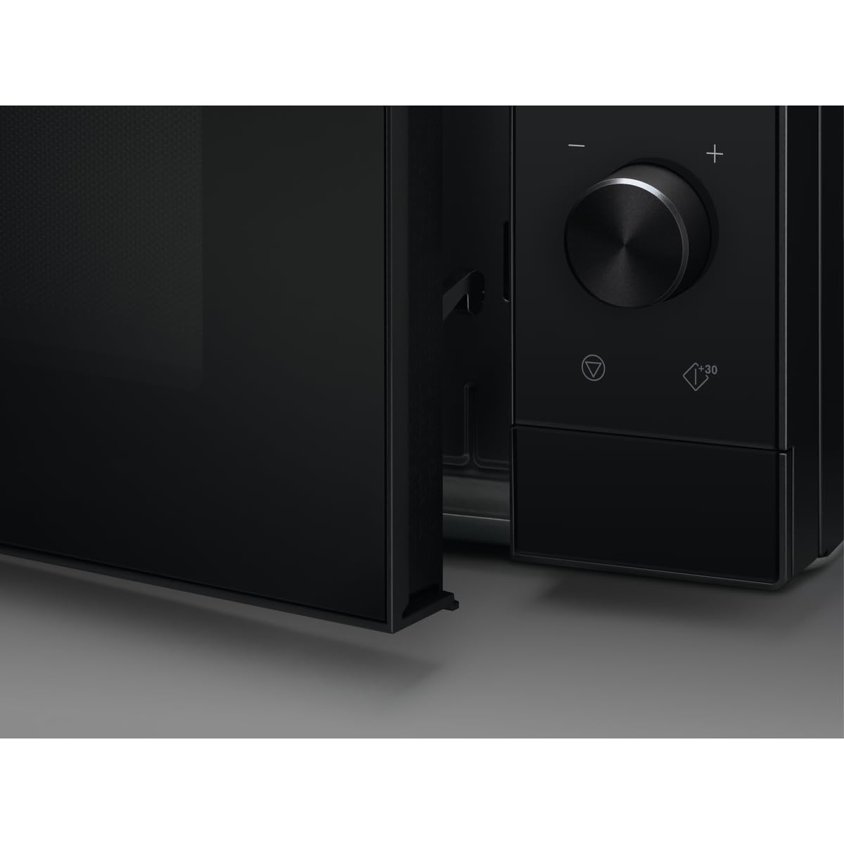 MFB252DB Freistehende Mikrowelle Grillfunktion 25L 900W 7 Stufen Invertertechnologie Auftaufunktion Schwarz