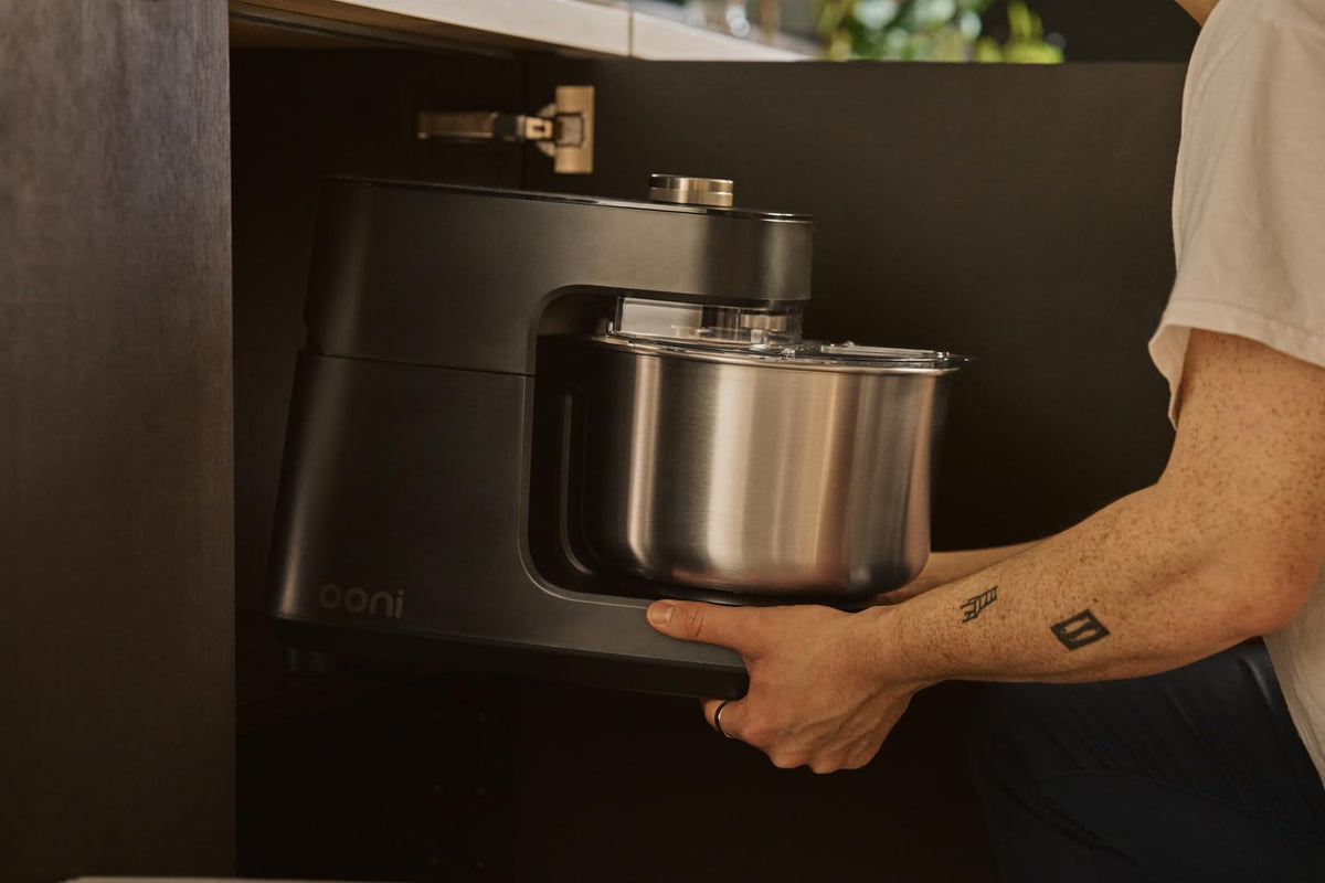 Halo Core 4,8 L Spiralknetmaschine Teigmaschine Schwarz für Brot Pizzateig Gebäck Bäckerei