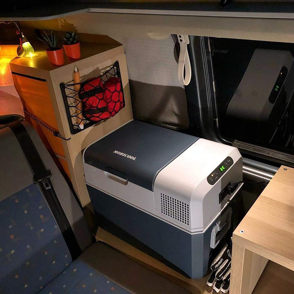 FR40 Kompressorkühlbox 38L 12V 24V 230V Auto Wohnmobil LKW Tiefkühlfunktion digitales Display Energieklasse C
