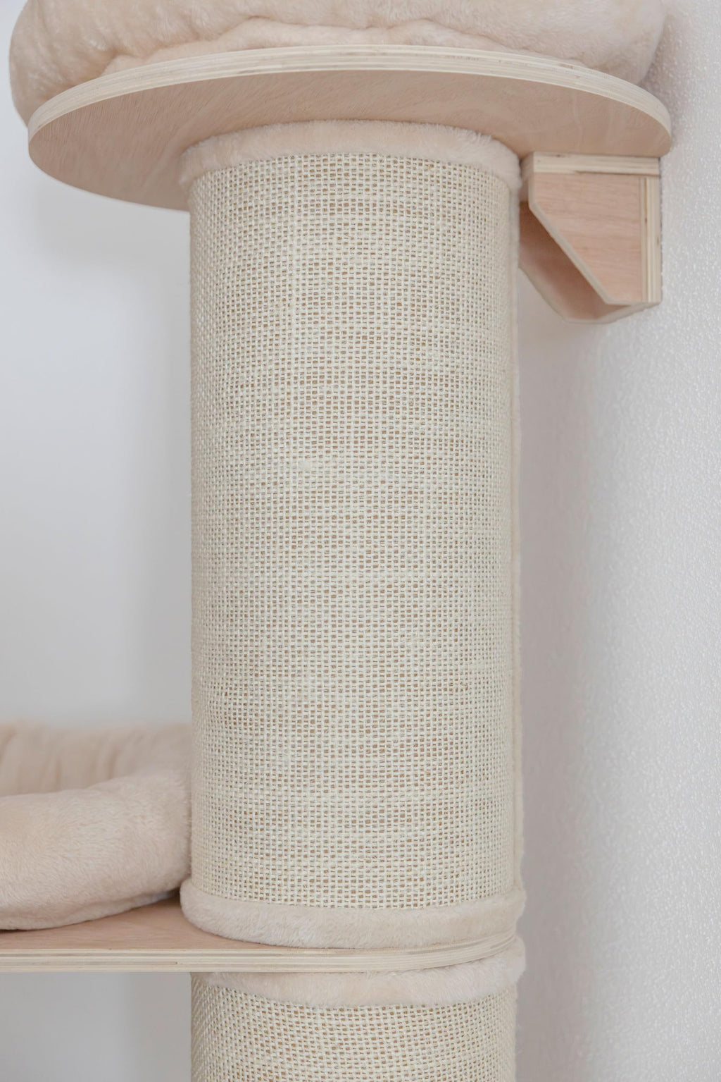 Kratzbaum Dolomit Tower für Katzen 38cm Durchmesser 187cm Höhe beige Plüsch Katzenbaum für große Katzen