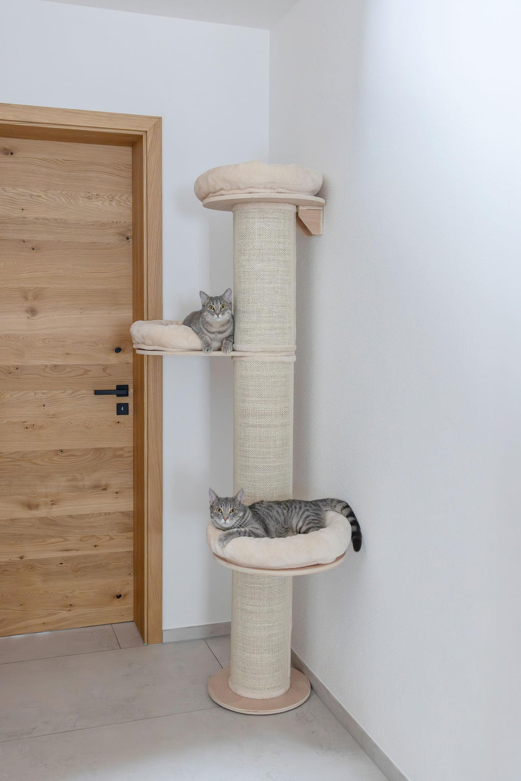 Kratzbaum Dolomit Tower für Katzen 38cm Durchmesser 187cm Höhe beige Plüsch Katzenbaum für große Katzen