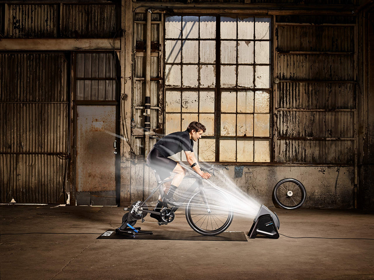 KICKR Headwind Bluetooth Ventilator für Indoor Cycling Training Schwarz mit automatischer Steuerung