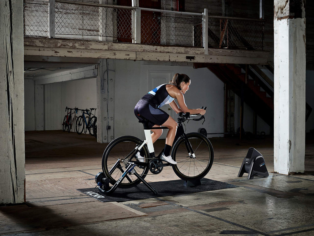 KICKR Headwind Bluetooth Ventilator für Indoor Cycling Training Schwarz mit automatischer Steuerung